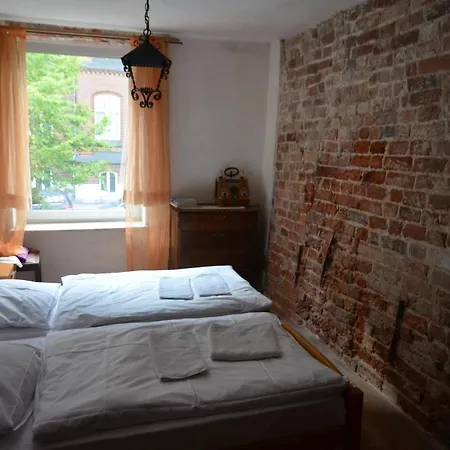 Bed & Breakfast Altstadthotel Zum Goldenen Anker *